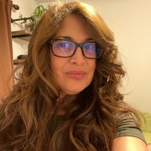 Meet your Posher, Andrea